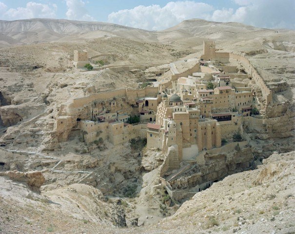 Hebron 2 sides